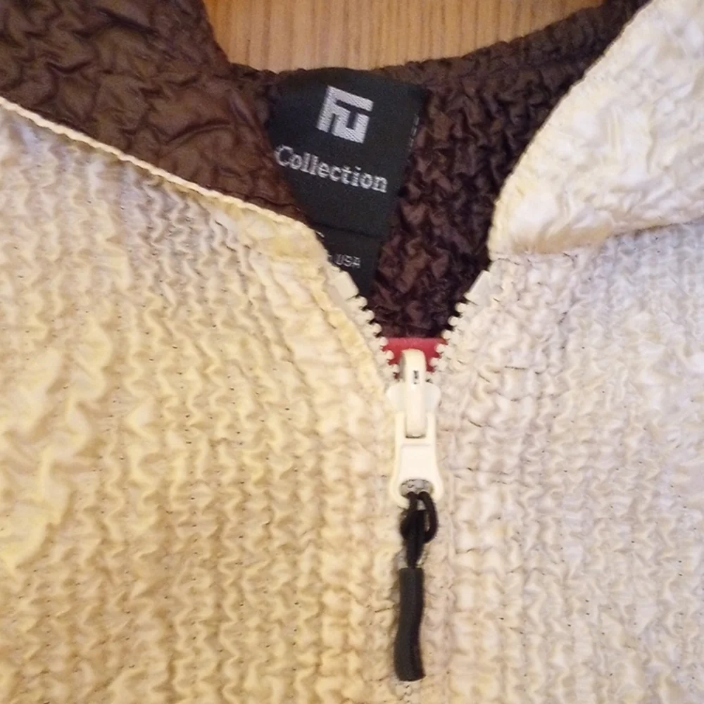 🟡Vest - Picture 2 of 3